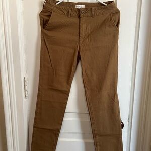 Women’s khaki pants